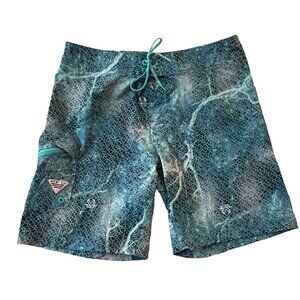 Columbia PFG Realtree Offshore Mako Fishing Board Shorts Size 38 Camo‎
